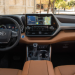 2024 Toyota Kluger Interior