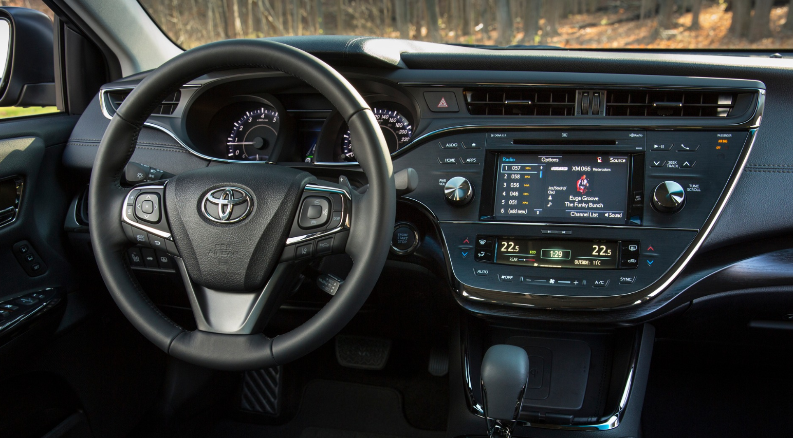 2024 Toyota Avalon Interior