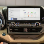 2024 Toyota Highlander Hybrid Interior