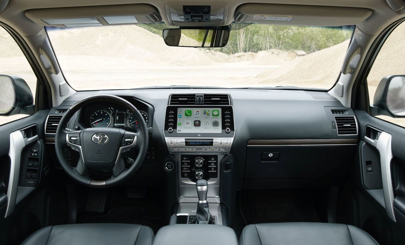 2024 Toyota Land Cruiser Prado Interior